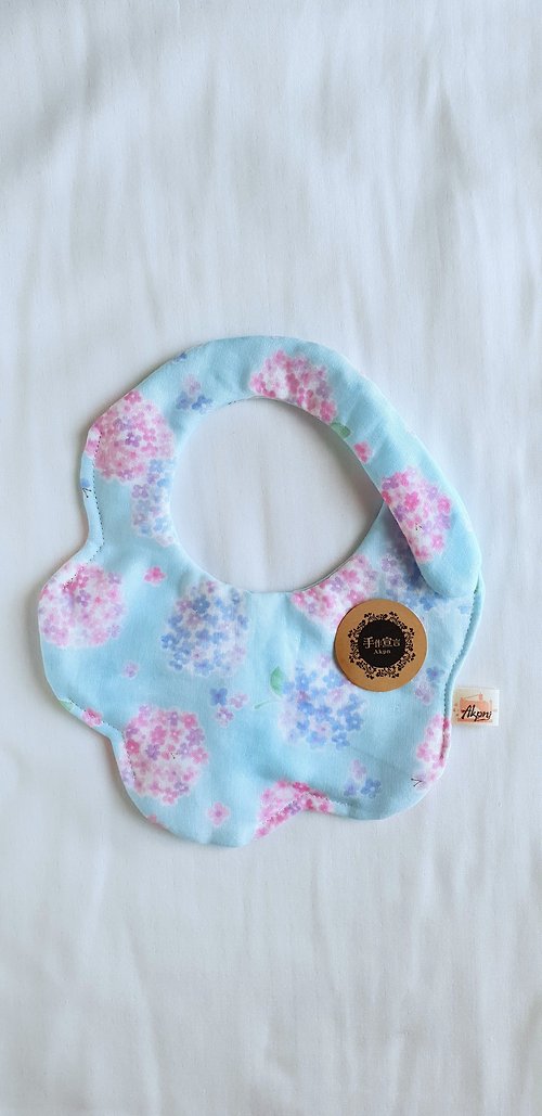 Akpn手作宣言 花團錦簇-藍-金蔥八層紗100%cotton隨性圓弧造型圍兜.口水巾