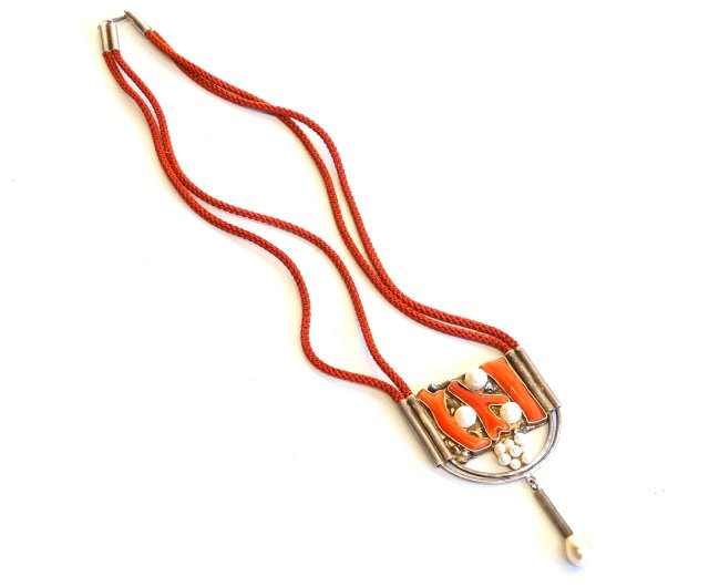 Vintage coral × pearl × silver modern design necklace - Shop