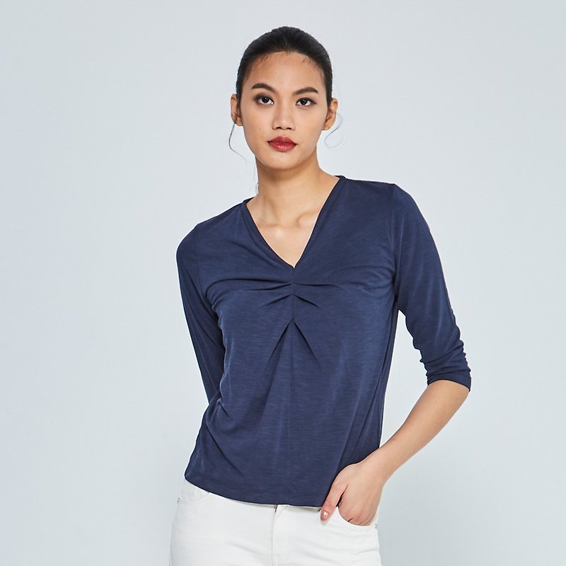 Pleated V-Neck Three Quarter Sleeve Top - เสื้อผู้หญิง - ผ้าฝ้าย/ผ้าลินิน สีน้ำเงิน