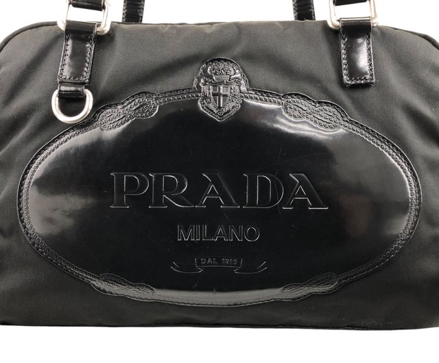 日本直送 名牌中古包 】PRADA プラダ ハンドバッグ ブラック
