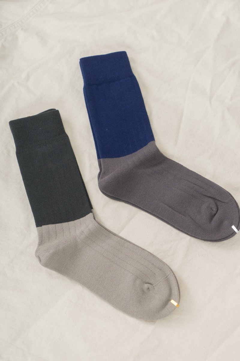 Socks 襪子套裝 (2雙) 日系拼色長襪 中長款情侶款中筒襪舒適透氣 - 襪子 - 棉．麻 多色