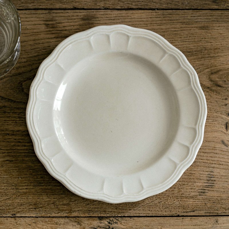 法式輪花餐盤 直徑22.5cm - 盤子/餐盤 - 陶 