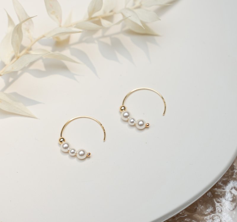French romantic 14k bag gold arc ear hook handmade pearl earrings - Earrings & Clip-ons - Sterling Silver Gold