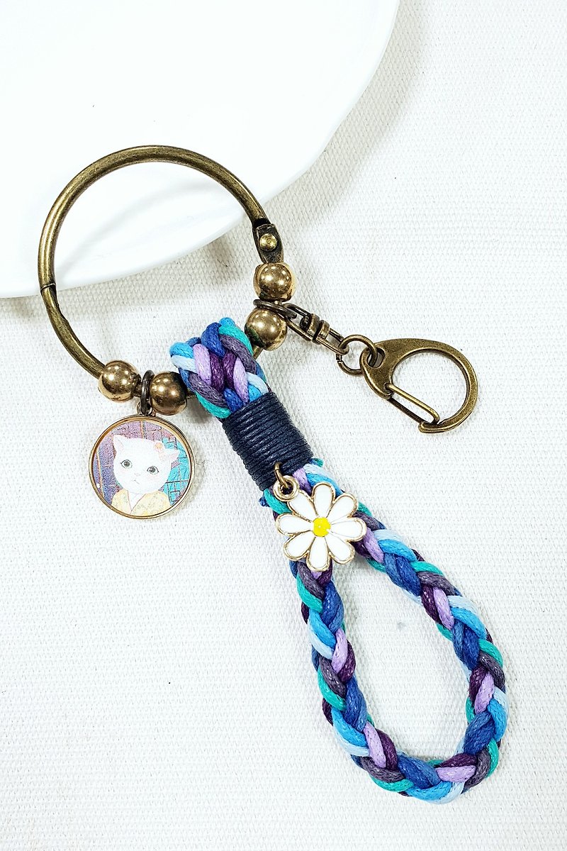 Paris*Le Bonheun. Happiness hand made. Kimono cat. Woven key ring - Keychains - Other Metals Multicolor