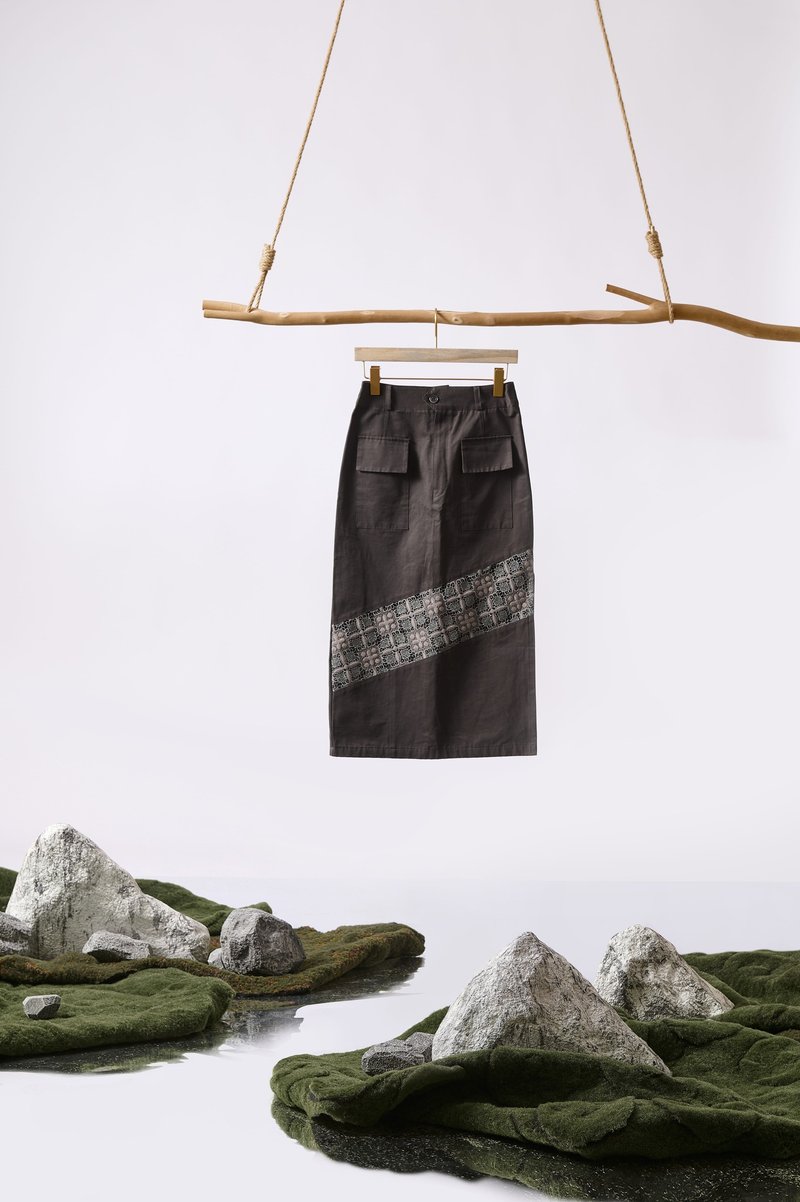 Paneled Midi Skirt - Gray - กระโปรง - ผ้าฝ้าย/ผ้าลินิน สีเทา