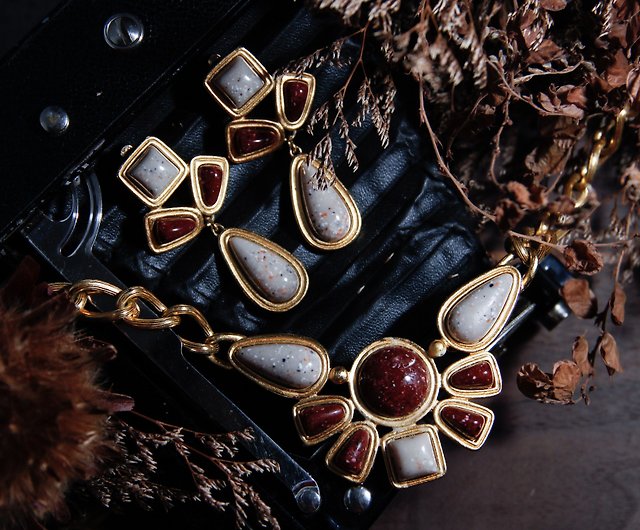 アンティークアクセサリー/西部の古い]アメリカのエイボンデザートサンズアンティークネックレスとイヤリングの組み合わせ - ショップ  sunday-jewelry-goods ネックレス - Pinkoi