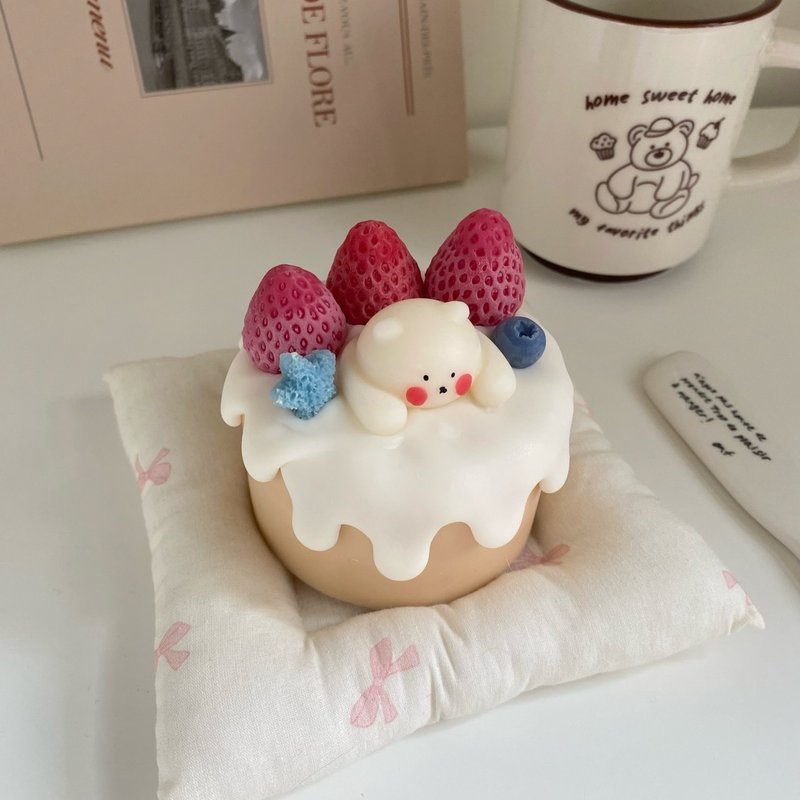 【蛋糕系列】 3吋 生日快樂蛋糕蠟燭 生日禮物 客製化 - 香氛蠟燭/燭台 - 蠟 