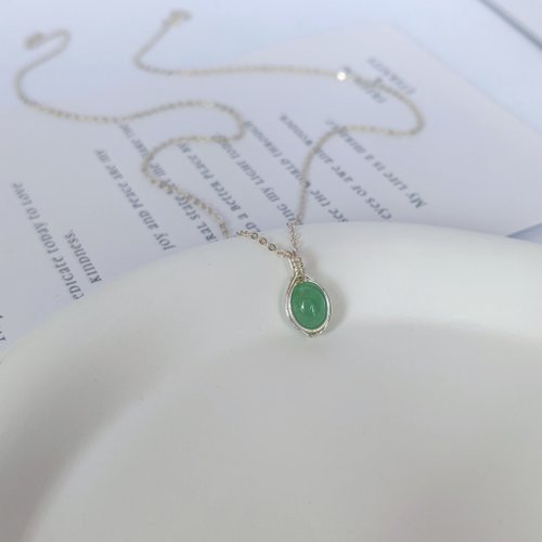 LynnJewelry A貨緬甸翡翠吊墜 五月生辰石果綠橢圓翡翠 純銀淺綠翡翠項鍊吊墜