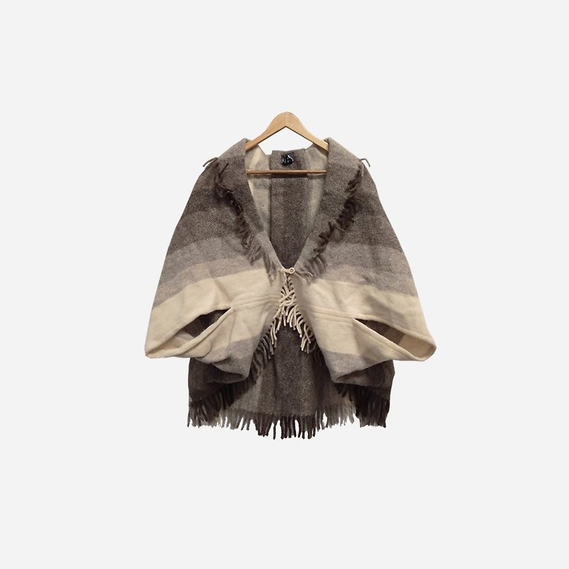 Dislocation vintage / Rusk Finch wool cloak shawl coat no.275 vintage - เสื้อแจ็คเก็ต - ขนแกะ สีนำ้ตาล