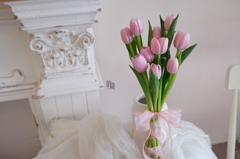 植物．花 其他 粉紅色 - 各色鬱金香捧花 含防水梯形提袋 緞帶 無包裝 鮮花訂製線上討論