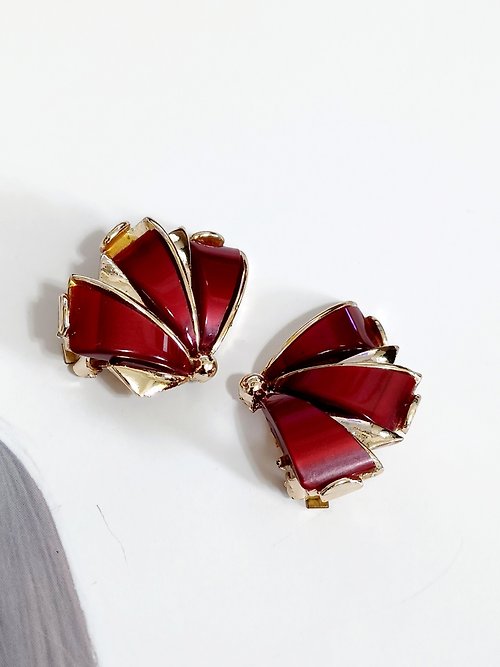 老時光製造所 vintage jewelry 古董 ART 酒紅色風車造型夾式耳環