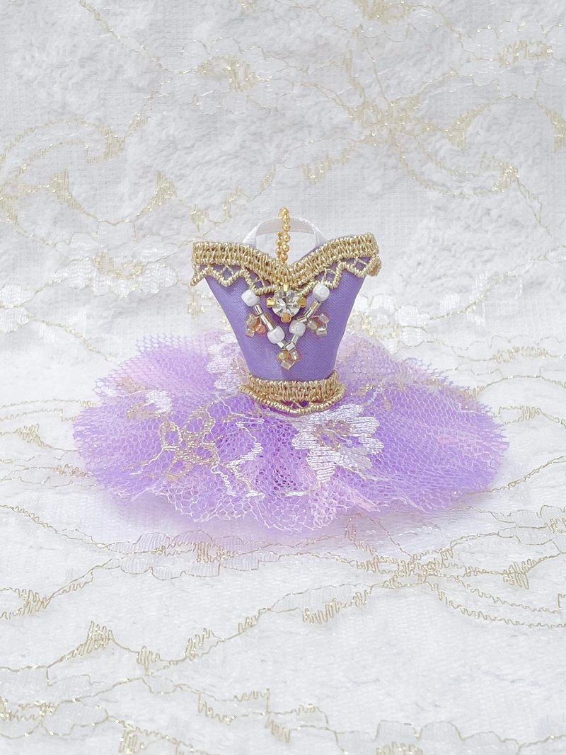 Ballet tutu bag charm purple version - พวงกุญแจ - ไฟเบอร์อื่นๆ สีม่วง