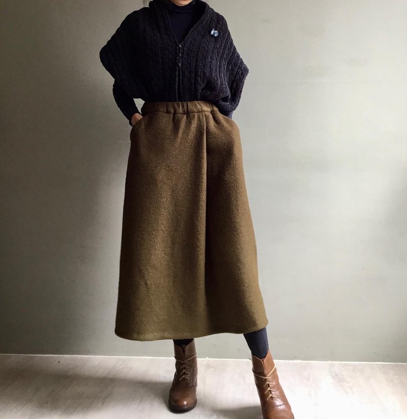 詩のように/一枚のスカートのように/暖かなマスタードグリーン ループモヘア調ミディ丈スカート/一点物 - スカート - ウール 