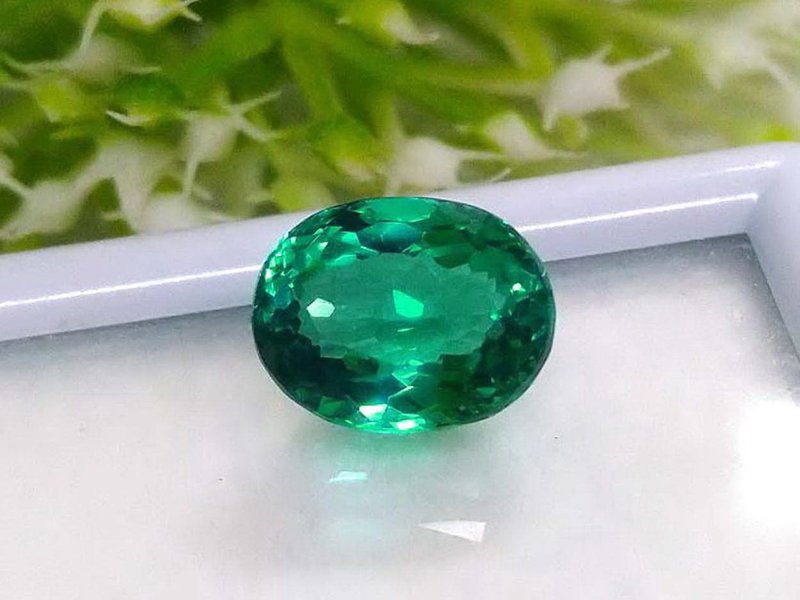 10 x 8 mm ฺ Genuine topaz green unheated very clean. - 其他 - 寶石 綠色