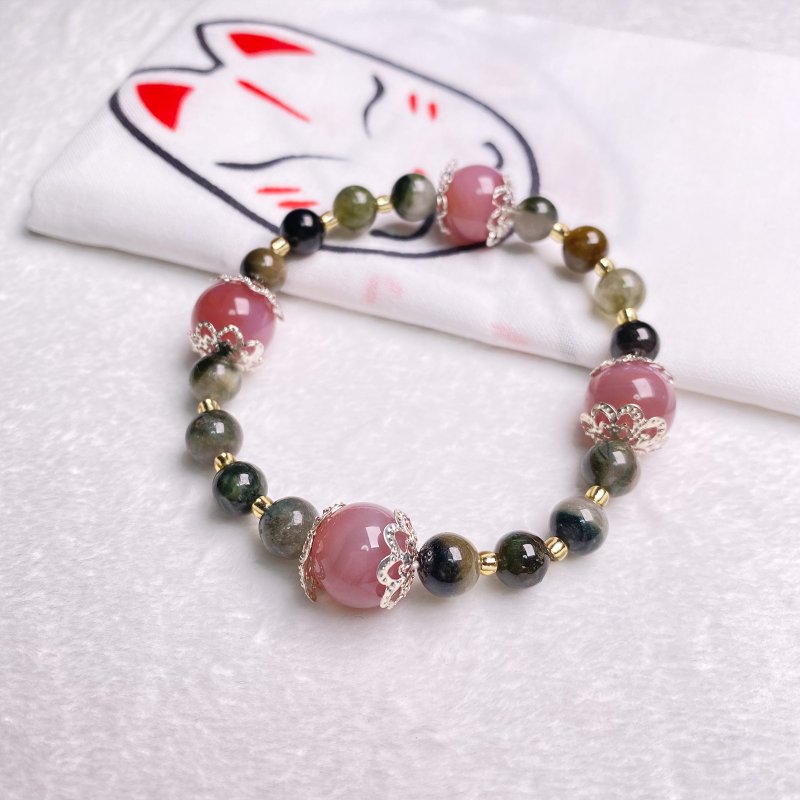 Green Tourmaline Healthy Fortune Healing Natural Crystal Japanese Handmade Gift Energy Stone Bracelet - สร้อยข้อมือ - คริสตัล สีเขียว