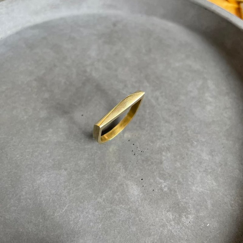 【Variety】D型黃銅造型戒指 -14 - 戒指 - 銅/黃銅 