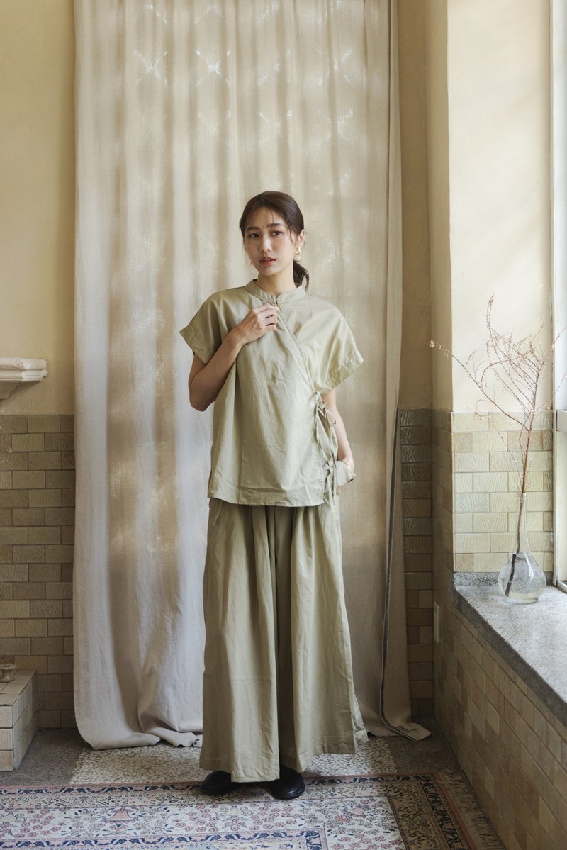 短袖開襟上衣_卡其 - 女上衣/長袖上衣 - 棉．麻 卡其色