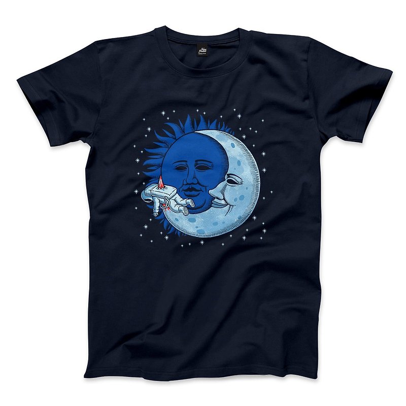 月亮惹的禍 - 藏青 - 中性版T恤 - 男 T 恤 - 棉．麻 藍色