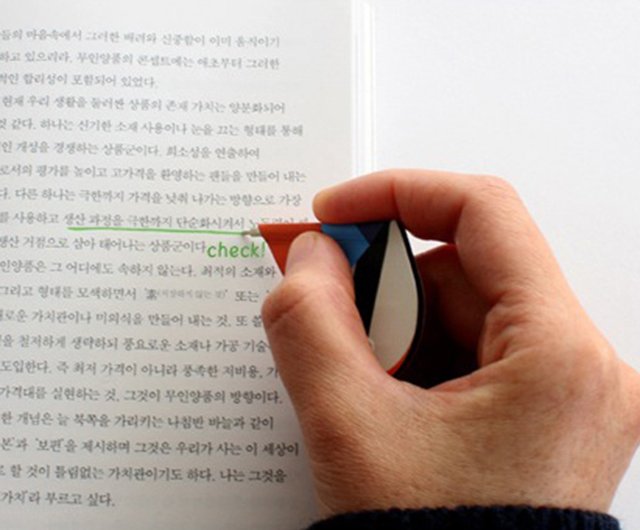 韓国製の本の友だち鳥型磁気ブックマークグリーンミニボールペン0.5mm 計7モデル/皇帝ペンギン - ショップ atwill しおり・ブックマーカー  - Pinkoi