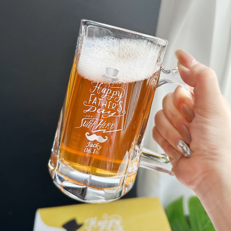 Father's Day Gift Box丨Customized text engraving creative gift for beer mug as a Father's Day gift for your boyfriend - Cups - Glass 