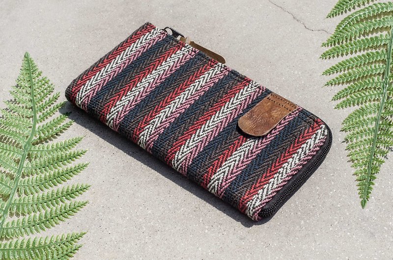 Tanabata gift birthday gift Tanabata a limited edition handmade cotton Linen wallet / long knit stitching leather folder / long wallet / purse / wallet woven - South wind strawberry juice national wind hand-woven leather wallet - Wallets - Cotton & Hemp Red