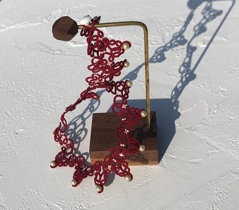 手織蕾絲三角形項鍊 (紅色) / 情人節 / 禮物 / 客製化 - 項鍊 - 棉．麻 紅色