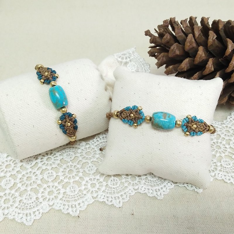 BUHO hand made. Beautiful stone fantasia. Turquoise X South America Brazil wax bracelet - สร้อยข้อมือ - เครื่องเพชรพลอย สีเขียว
