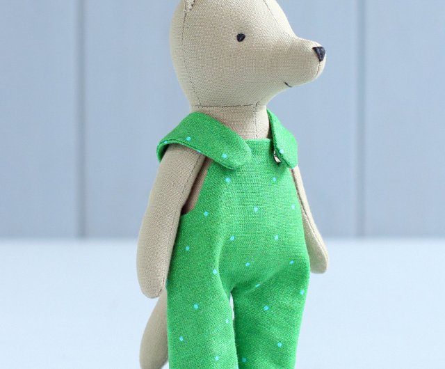 ぬいぐるみ　狐　オオカミ　ハンドメイド デジタル】ミニサイズのオオカミとキツネのぬいぐるみの縫製