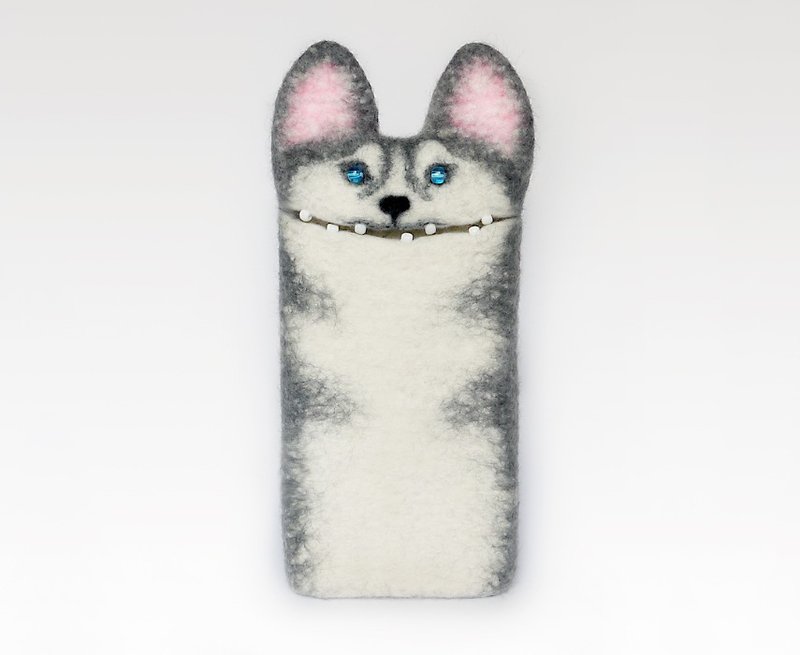 iPhone 7 Husky dog case, felt cover, felted Husky dog - 手機殼/手機套 - 羊毛 灰色