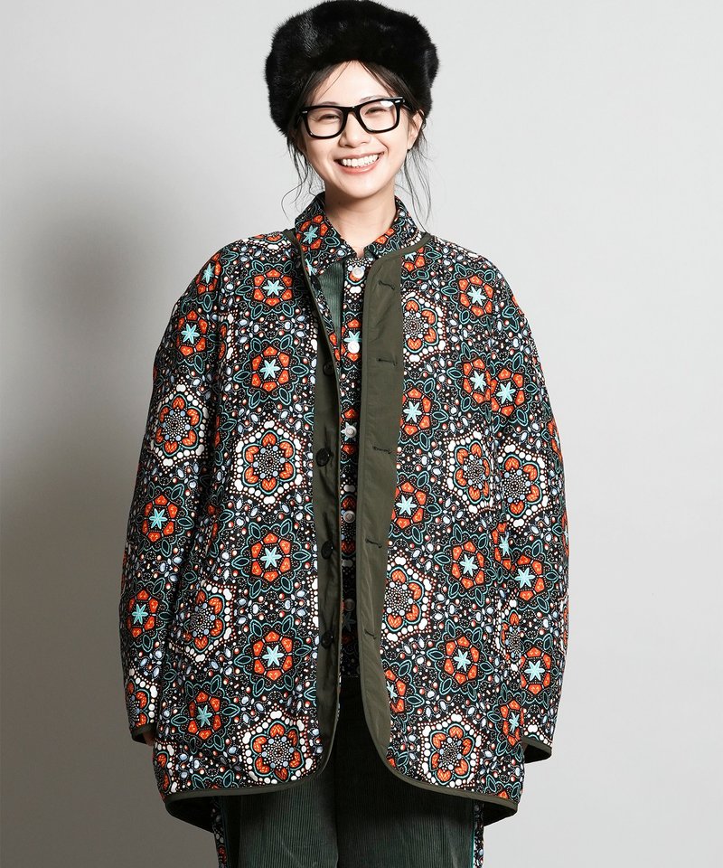 REVERSIBLE QUILT BLOUSON【D.KHAKI×KALEIDOSCOPE】 - 女西裝外套 - 尼龍 卡其色