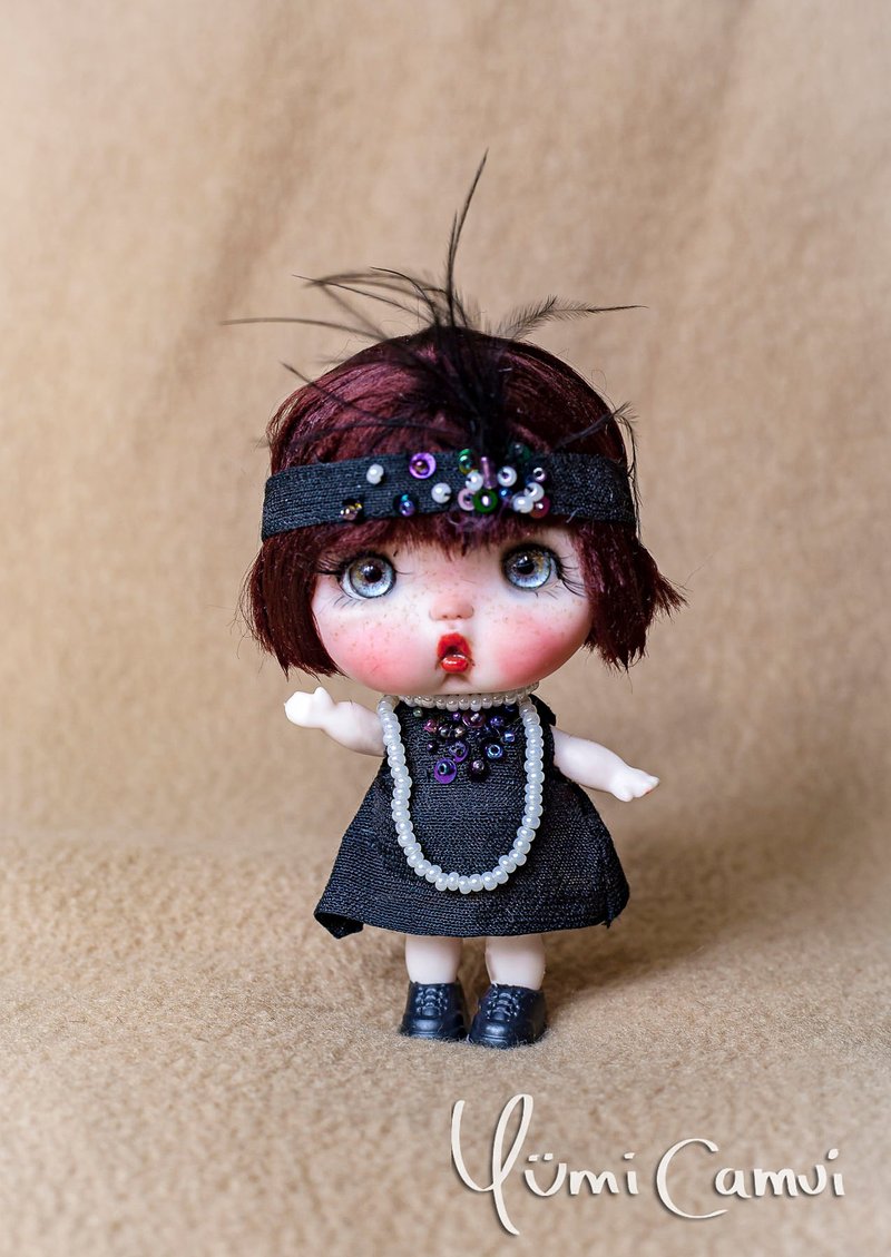 Cute miniature Gatsby style girl by Yumi Camui - 玩偶/公仔 - 塑膠 多色