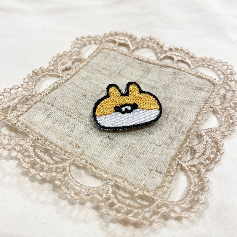 刺繡別針 - 橘白貓 - 徽章/別針 - 繡線 橘色