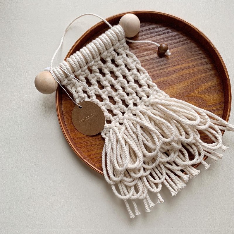 Macrame 編織蓬蓬裙中小型吊飾 - 壁貼/牆壁裝飾 - 棉．麻 白色