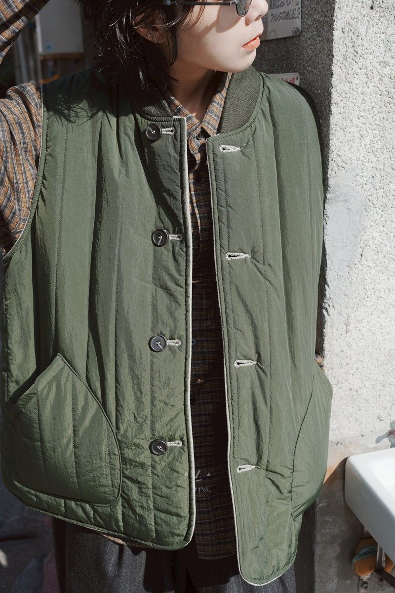 Woven Reversible Striped Stand Collar Vest - เสื้อกั๊กผู้หญิง - ผ้าฝ้าย/ผ้าลินิน สีเขียว