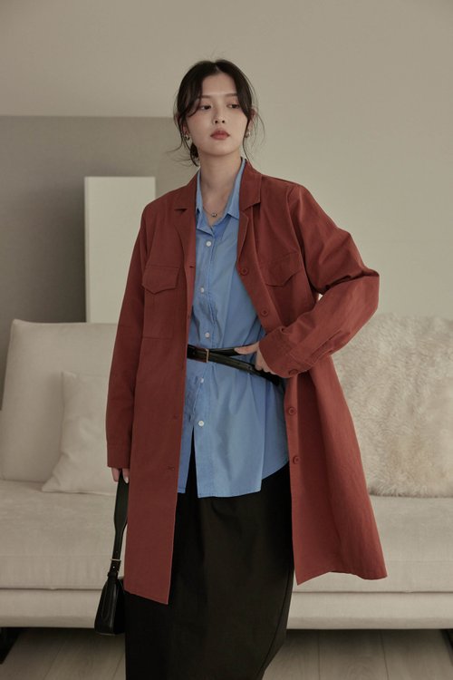 chill 自創女裝品牌 翻領雙口袋中長版風衣(磚紅)