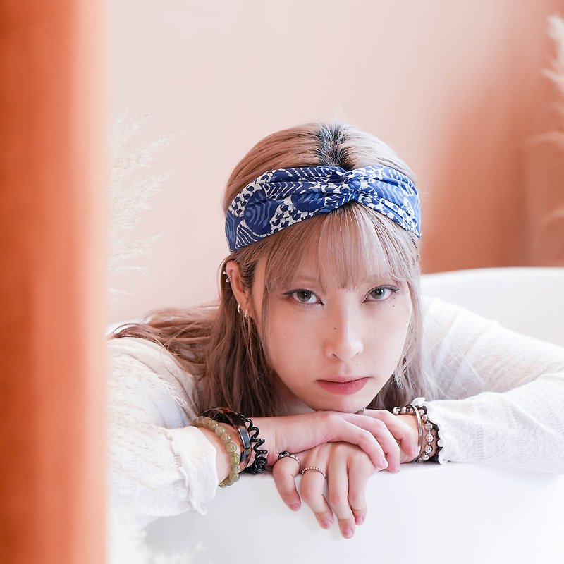 Handmade Headband / Unisex Style / Tokyo Styled Pattern - เครื่องประดับผม - ผ้าฝ้าย/ผ้าลินิน สีน้ำเงิน