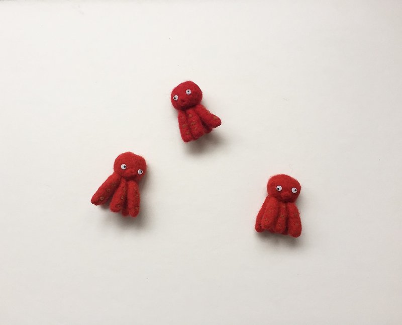 I’m an octopus｜wool felt pin / iron suction - เข็มกลัด - ขนแกะ สีแดง