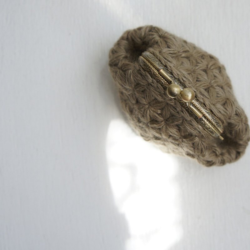 Ba-ba handmade Jasmine Stitch crochet mini-pouch No.C1338 - Toiletry Bags & Pouches - Other Materials Brown