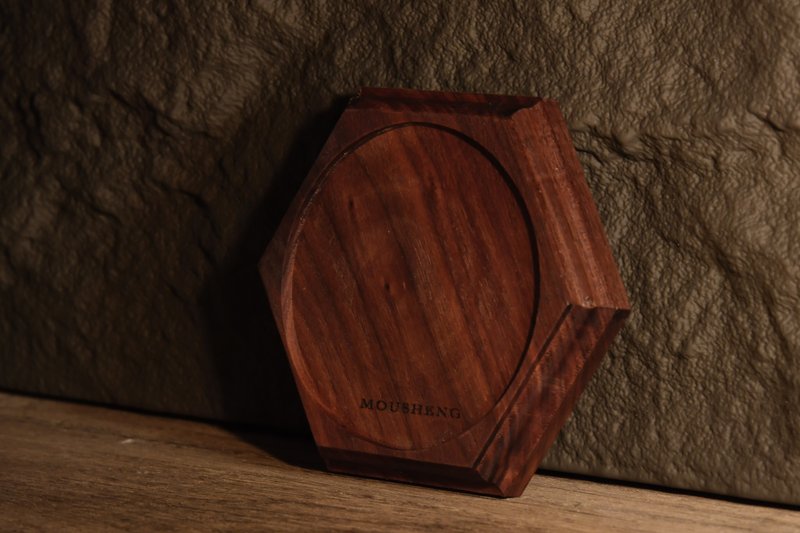 MOUSHENG 胡桃木杯墊-序 - 杯墊 - 木頭 