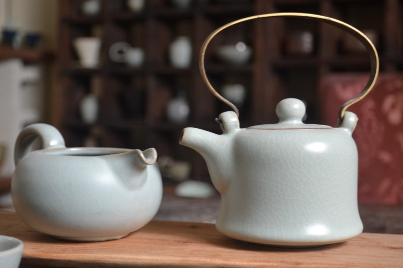 Ru Qing bell-shaped Chinese teapot - Teapots & Teacups - Pottery Silver