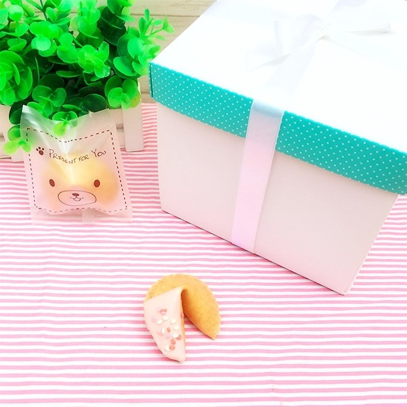 Valentine’s Birthday Gift Customized Lucky Fortune Cookie Strawberry Chocolate Pink Pink Love Shape 18pcs Gift Box - คุกกี้ - อาหารสด สึชมพู