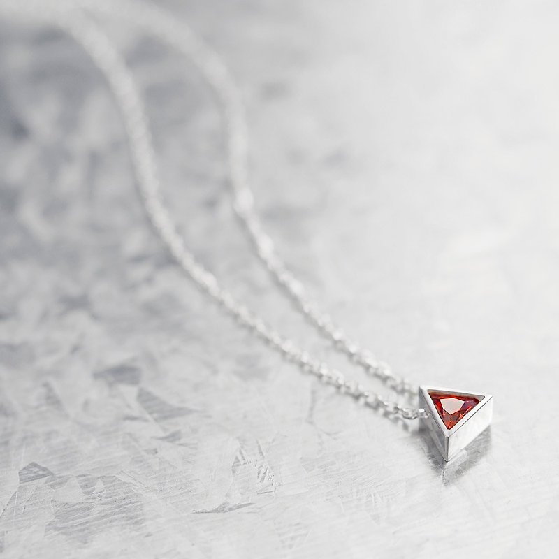 Garnet 三角 ネックレス シルバー925 - 項鍊 - 其他金屬 紅色