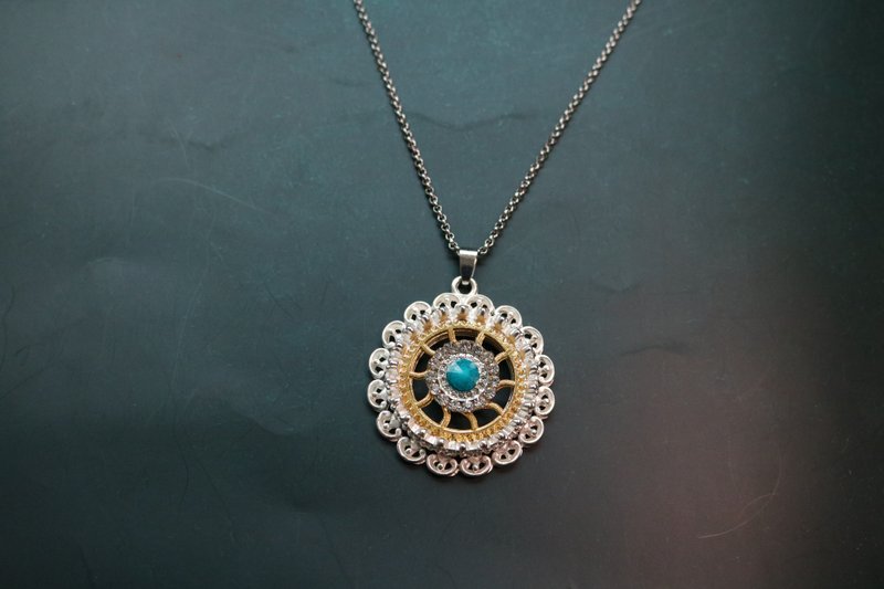 Silver frame water drill Necklace aesthetic retro sweater chain - Necklaces - Other Metals Silver