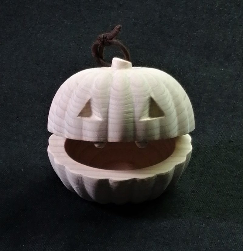 【販売終了】かぼちゃのカスタネット2022 - 置物 - 木製 カーキ