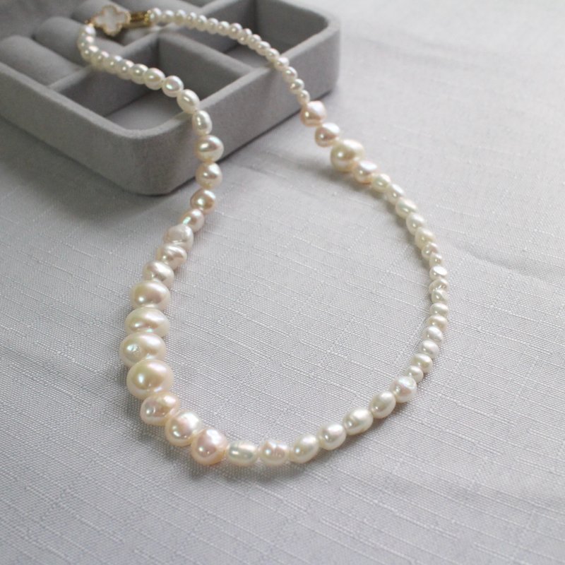 Leisurely Shijing - Off-white full pearl necklace, natural freshwater pearls, baroque pearls, various angles - Necklaces - Pearl 