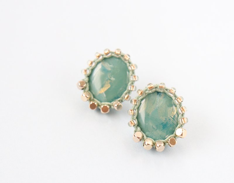 Thread and bead art earrings    AshGreen - ต่างหู - อะคริลิค สีเขียว