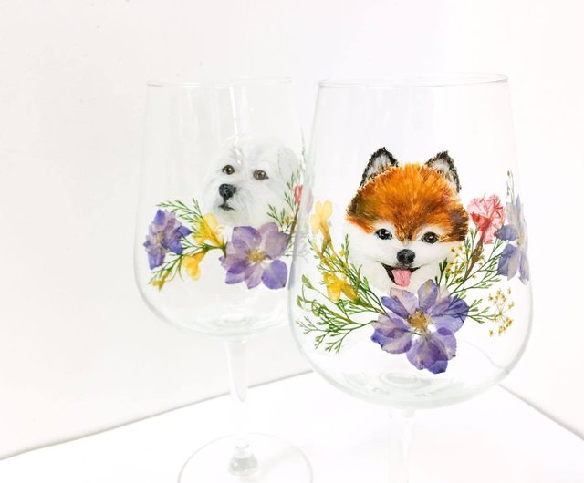 Customized gift / a pair of hand-painted small wine glasses with pressed  flower / comes with a fluid painting resin glue wine holder - Shop  littlehappiness Bar Glasses & Drinkware - Pinkoi