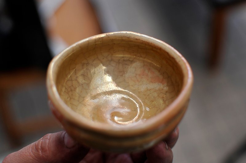 2 pieces set ・Sake cup with golden sunset ・Japanese tea cup ・Fan shape ・Kiln distortion level 3 - Teapots & Teacups - Pottery Orange