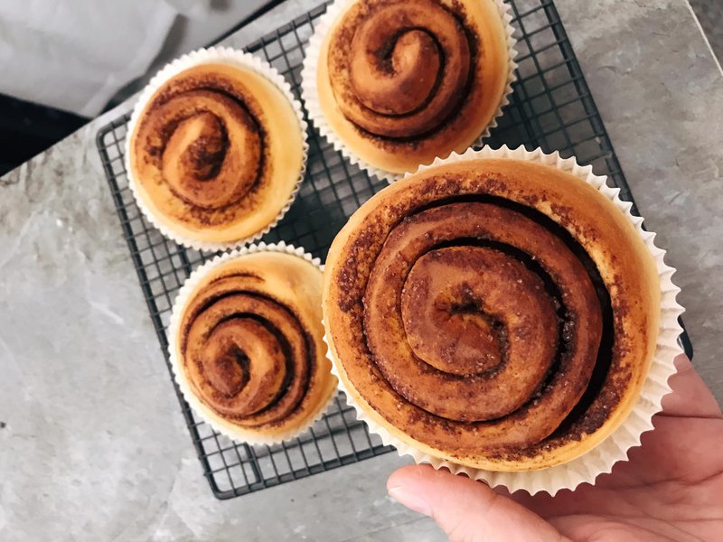 【肉桂轉圈圈 】九月份 純肉桂捲預訂 - 麵包/吐司 - 新鮮食材 咖啡色