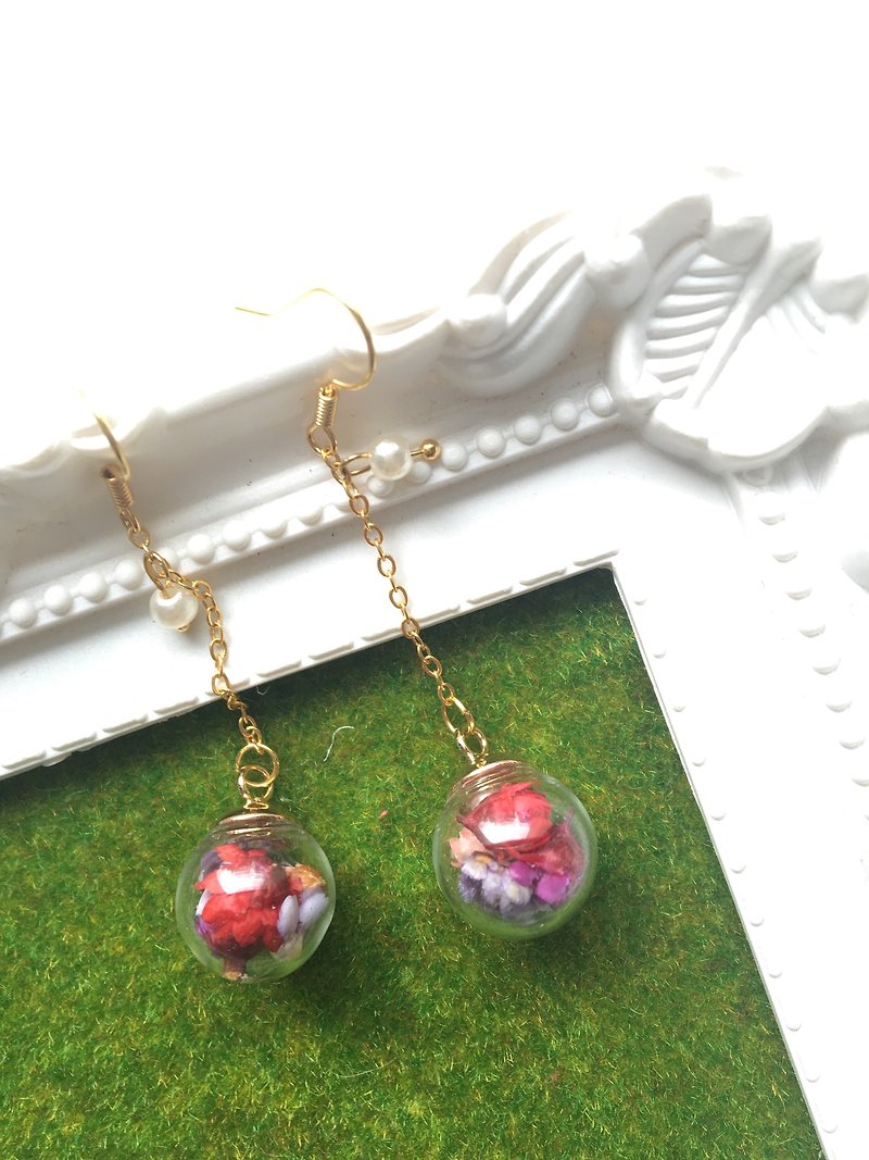 Cindy dried flowers glass ball earrings - Earrings & Clip-ons - Glass Multicolor